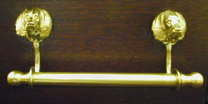Boykin Spaniel Brackets with 5/8" rod and finials